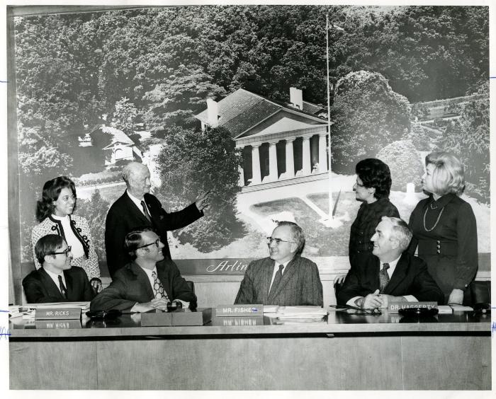 Margarite Syphax and Members of the Arlington Metropolitan Chorus Board of Directors 