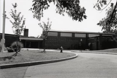 Claremont Elementary School, 1996