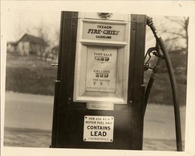 Gasoline pump, 1940