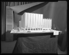 Model of Hecht's Washington