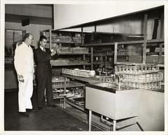 Inspection in food  establishment, 1941