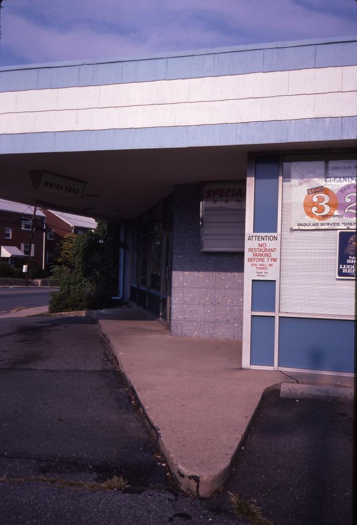 Country Club Cleaners Drive Thru