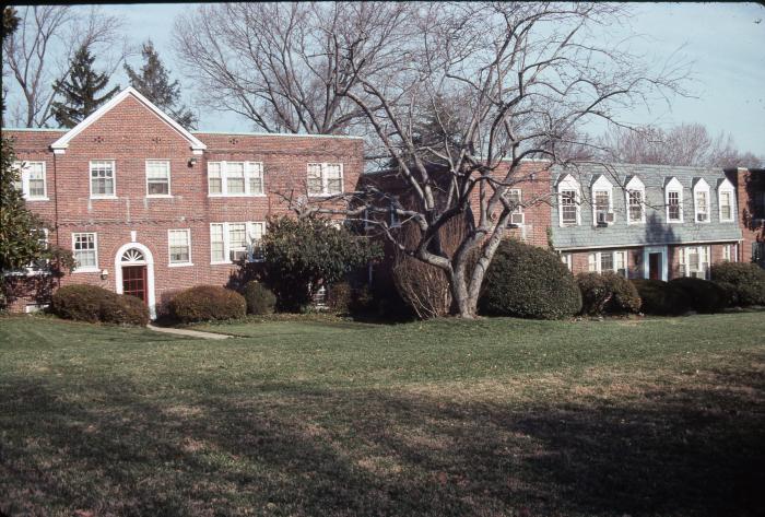 Colonial Village Apartment Complex