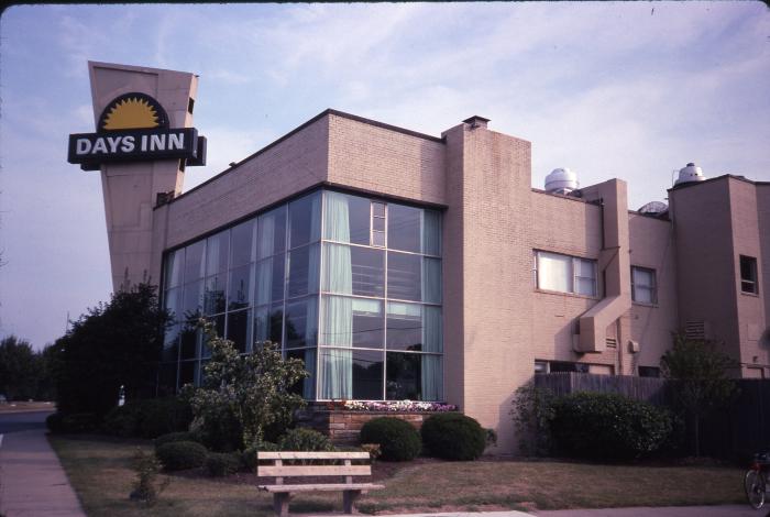 Days Inn Hotel