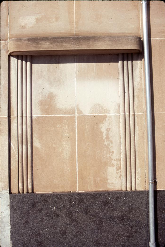 Building Details in Clarendon