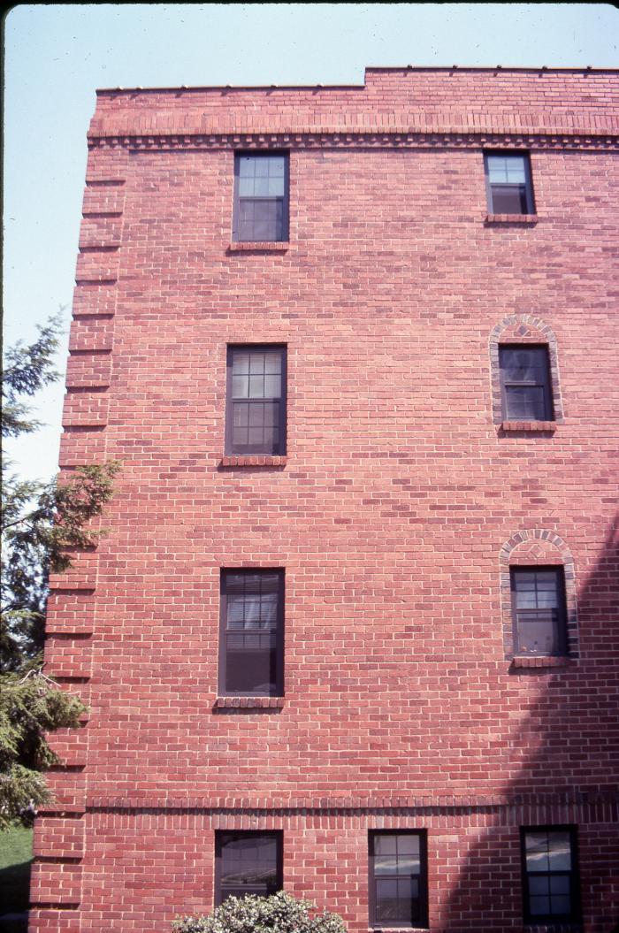 Queen's Corner Closeup