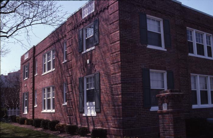 Colonial Village Apartments