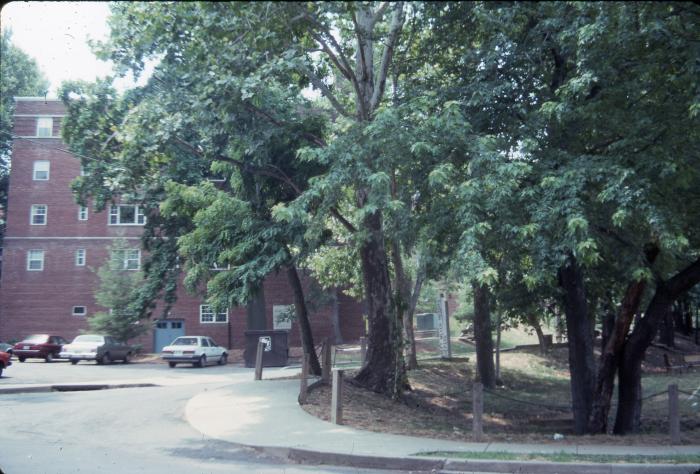 Westmoreland Terrace Parking Lot