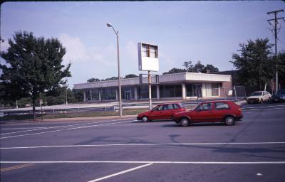 Former Sears Automotive Center