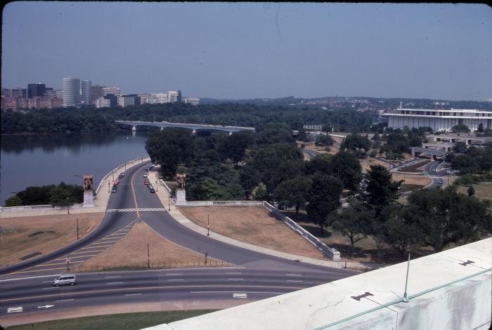 Rosslyn from Lincoln