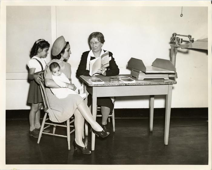 Home nursing visit, 1941
