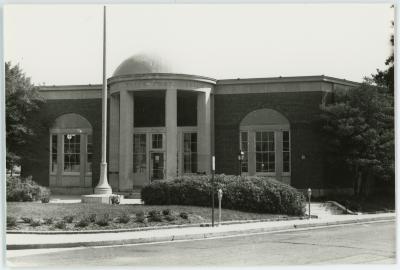 Clarendon Post Office