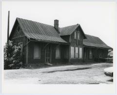 East Falls Church Station