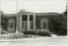Clarendon Post Office