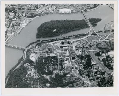 Aerial of Rosslyn and Theodore Roosevelt Island