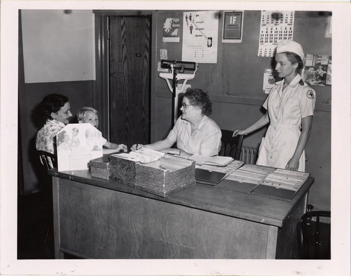 Child health clinic registration, 1958