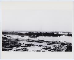 Buildings in the Potomac