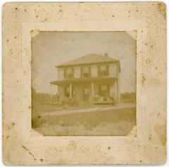 Ball Family Home in Clarendon