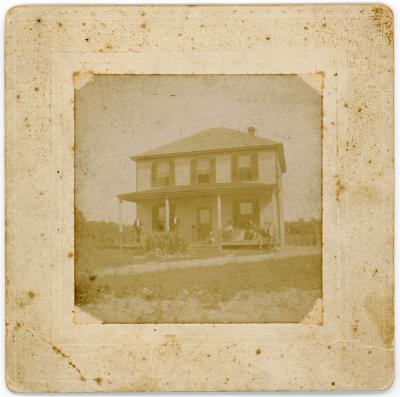 Ball Family Home in Clarendon