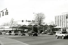 Bob Peck Chevrolet, front street view, 2006
