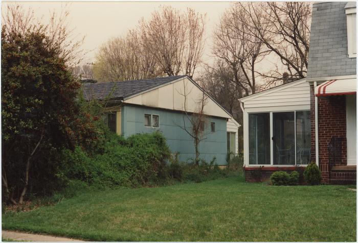 Lustron Home at 4647 3rd Street South