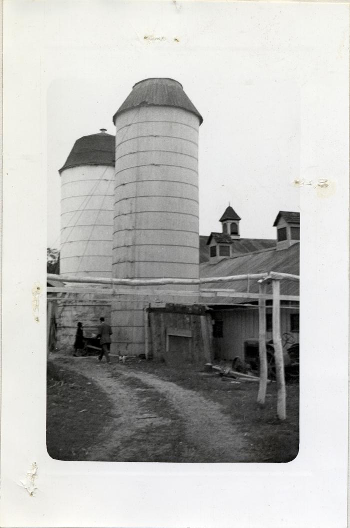 Barn at Rose Hill Farm Dairy, 1942
