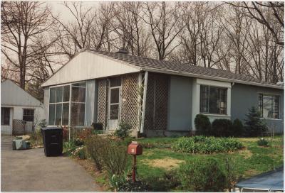 Lustron Home at 1112 South Forest Drive
