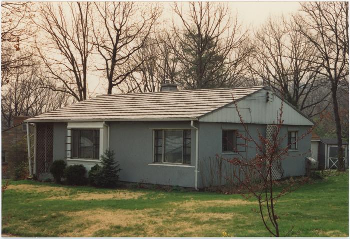 Lustron Home at 1112 South Forest Drive
