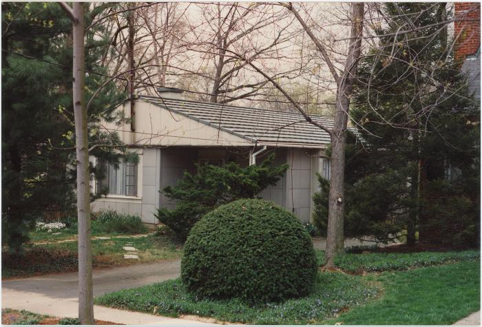 Lustron Home at 4831 24th Road North